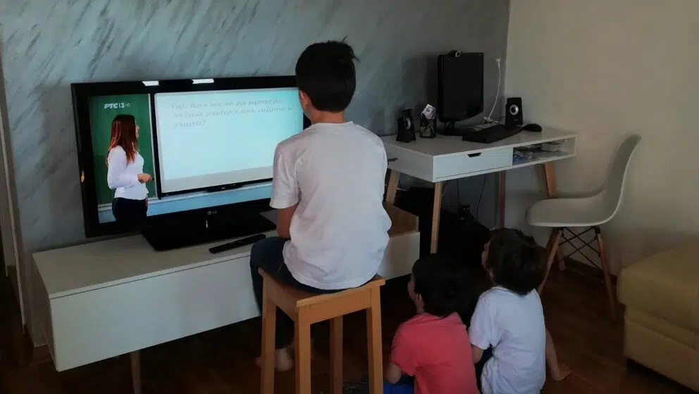 Da li su srpski đaci imali koristi od onlajn nastave?