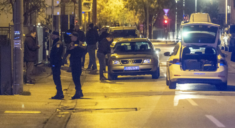 Lančani sudar tokom hapšenja u Zagrebu, osumnjičeni pokušavao da probije blokadu