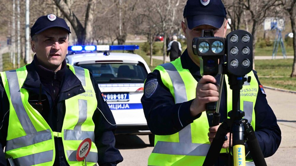 MUP Srbije: Nemački državljanin na auto putu kod Vrbasa vozio brzinom od 224,9 kilometara na čas