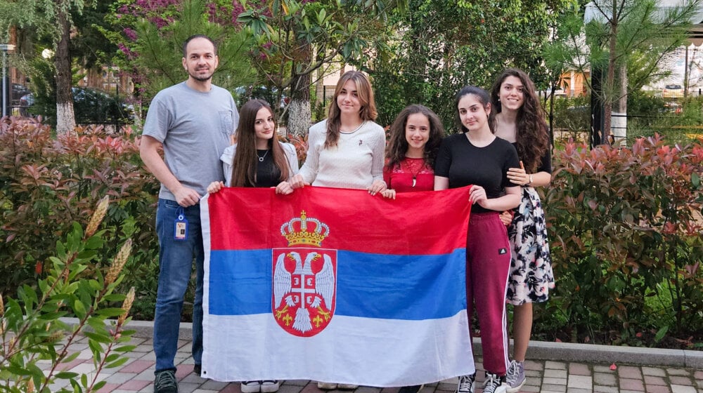 Društvo matematičara Srbije: Četiri medalje za devojke iz Srbije na olimpijadi u Gruziji
