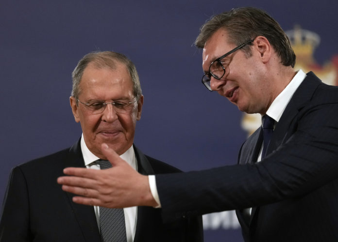 Razgovarali Vučić i Lavrov: O čemu je bilo reči