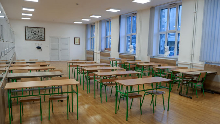 U srednjim školama i gimnazijama predviđeno 71.614 mesta