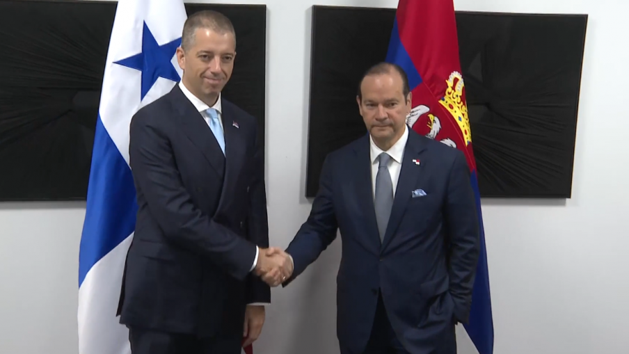 Građani Srbije mogu u Panamu bez viza
